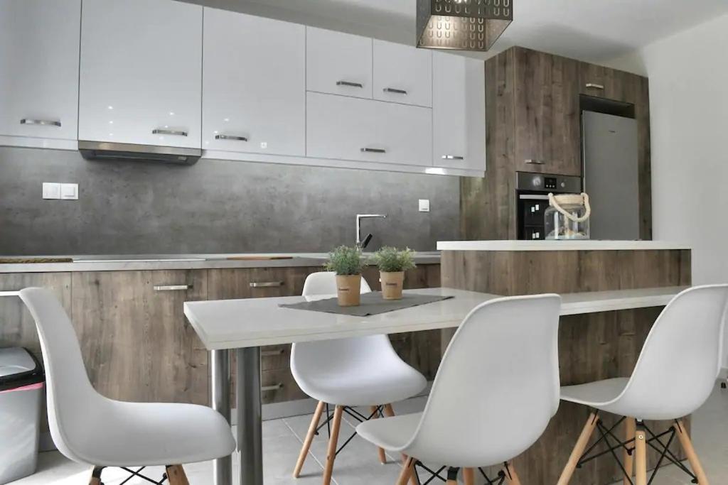 Crystallia Seaside Maisonette By Rentalspro- Nea Moudania Exterior photo